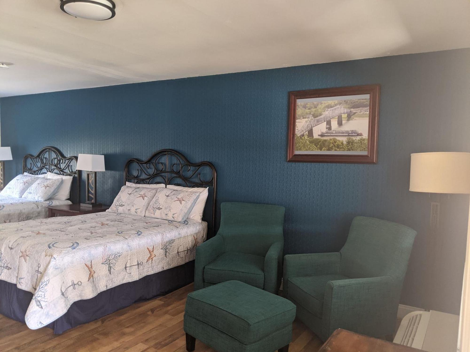 Riverboat Inn & Suites Madison Bagian luar foto