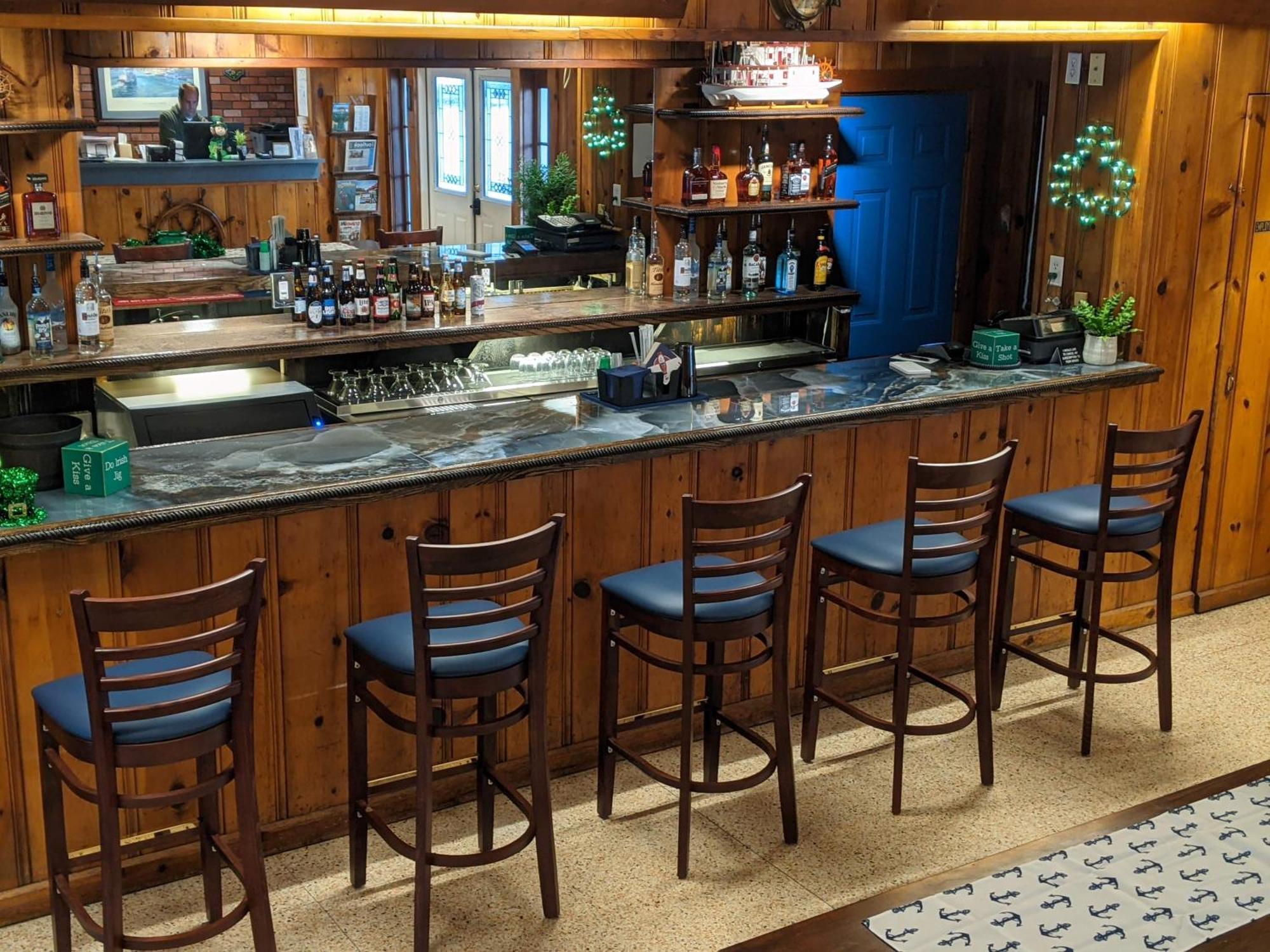 Riverboat Inn & Suites Madison Bagian luar foto