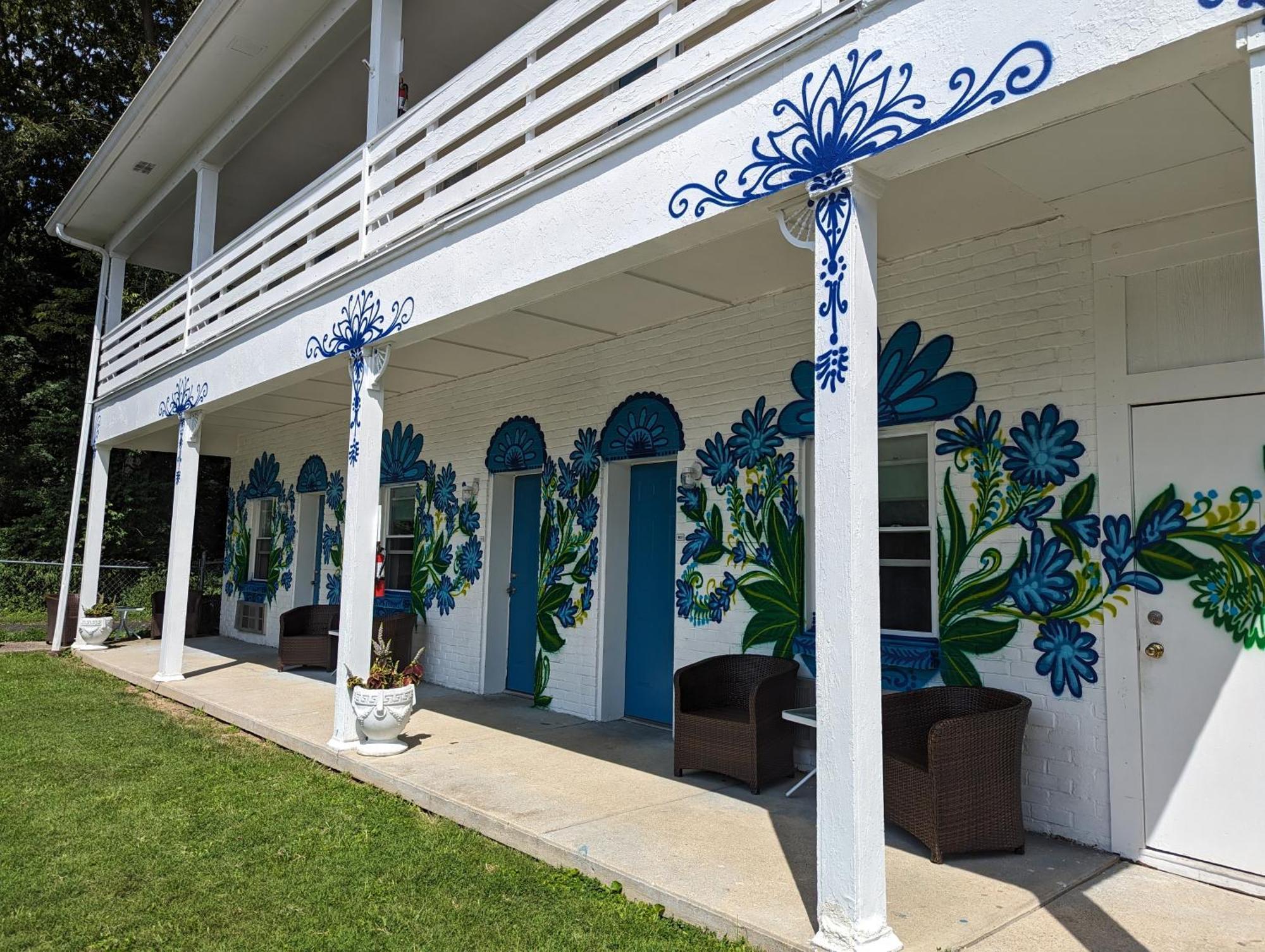 Riverboat Inn & Suites Madison Bagian luar foto